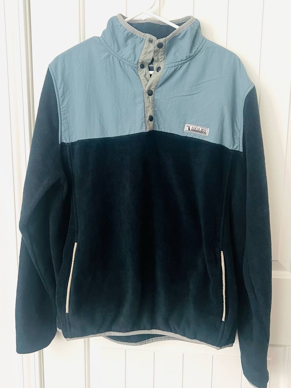 Local Boy Fleece pullover - Large